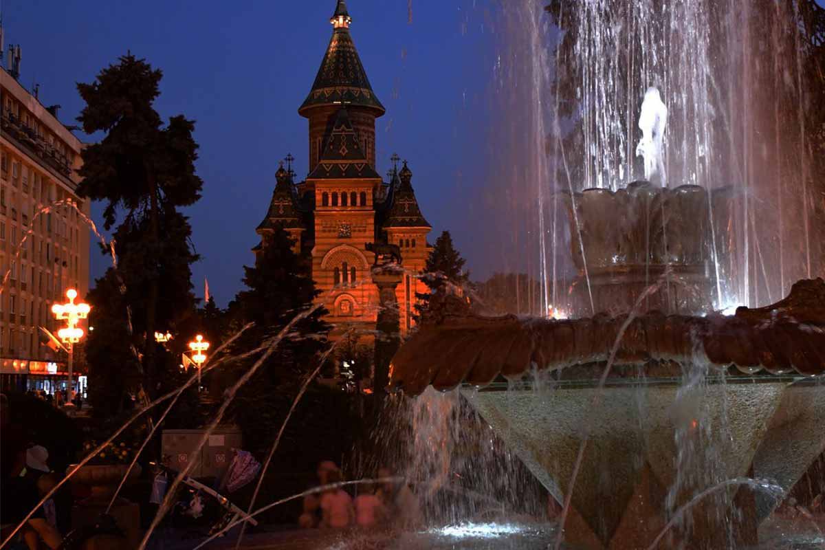 Timișoara pe timp de noapte | Capitală Europeană a Culturii 2023